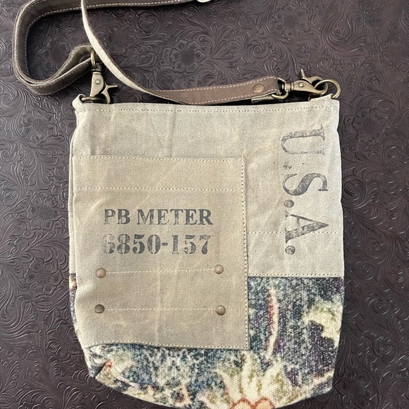 PB Meter canvas bag. - Picture 2 of 11